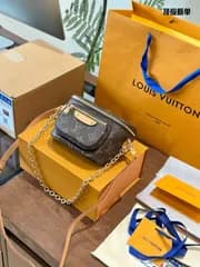 【Louis Vuitton】今日特価！Mini Bumbag ハンドバッグ 送料無料 限定在庫のお得な価格です！