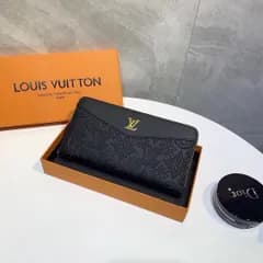 【Louis Vuitton】今日特価！黒色 19x10cm 牛皮圧花ポーチ 送料無料 限定在庫のお得な価格です！
