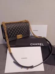 CHANELボーイシャネル キャビアスキン 黒 ショルダーバッグ