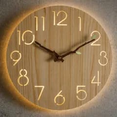 電波掛け時計 直径25cm 天然木製 ライト付き 壁掛け時計 音感センサー 無段階調光 | 暖色ライト・自動時刻補正・単3形電池4本付属・北欧風デザイン・リビングや寝室になじむ 国内発送