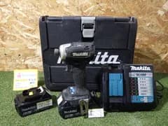 マキタ インパクトドライバ TD172DRGXB 黒 6.0Ahバッテリ2本・充電器・ケースセット 電動工具 中古品