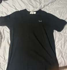(正規品 L) PLAY コム・デ・ギャルソン スモール ブラック ハート Tシャツ ブラック