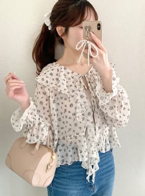 花柄シフォンフリルブラウス