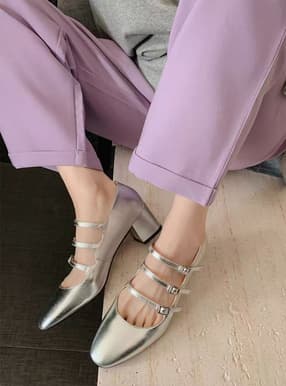 トリプルストラップチャンキーヒールパンプス