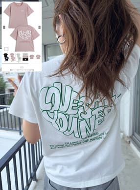 発泡ハートロゴプリントTシャツ