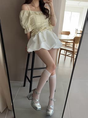サテンバルーンミニスカート