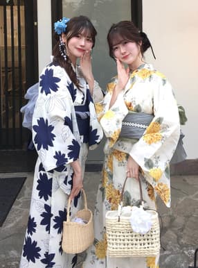 コサージュ付きカゴバッグ