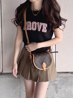 サガラ刺繍ロゴニットトップス