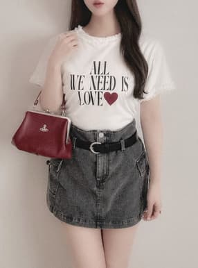 フリルロゴハートプリントTシャツ